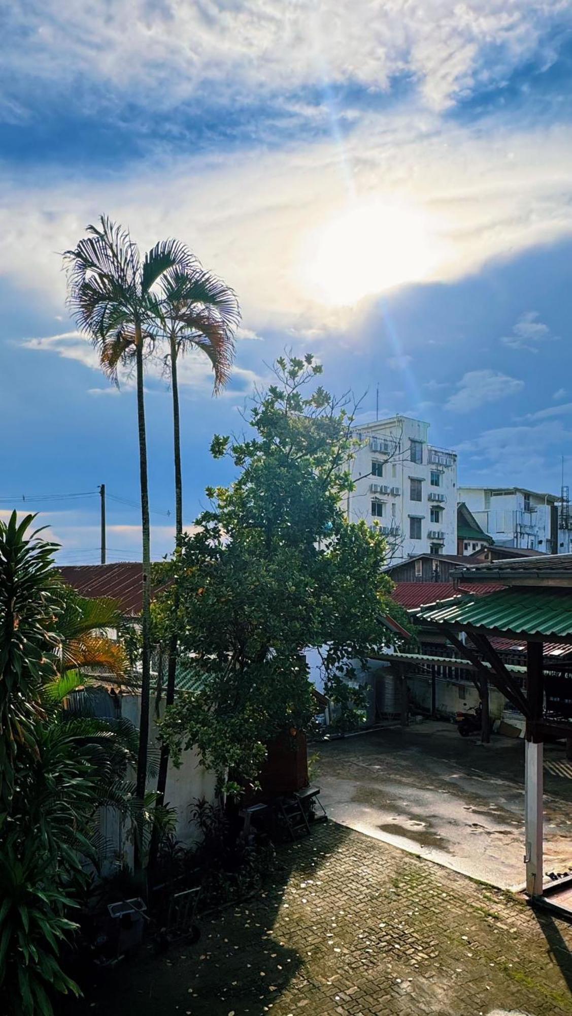 Venn Hostel 万象 外观 照片